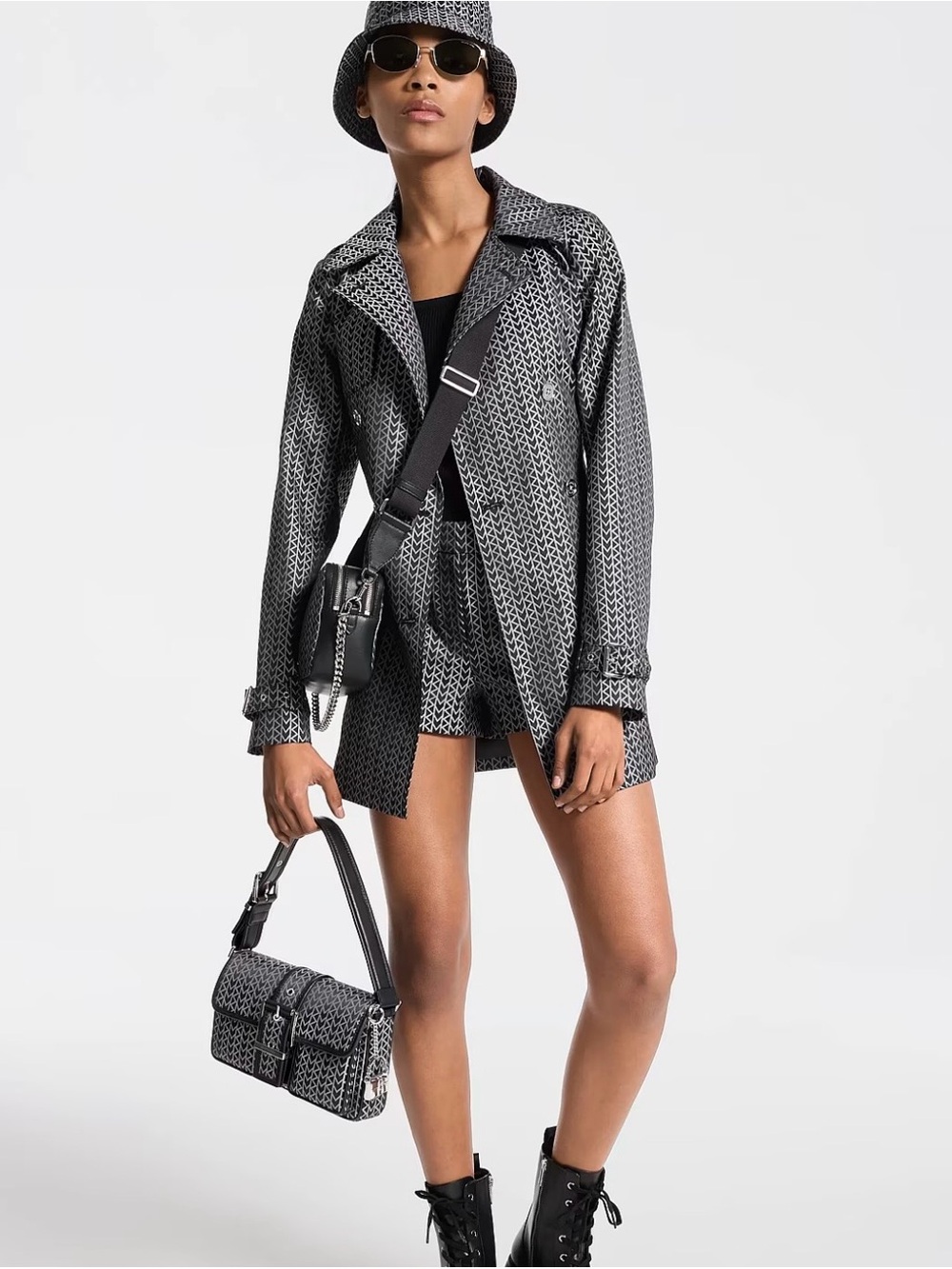 Michael Kors Black & Gray Logo-Print Shorts. Beautiful silk boxer type short.